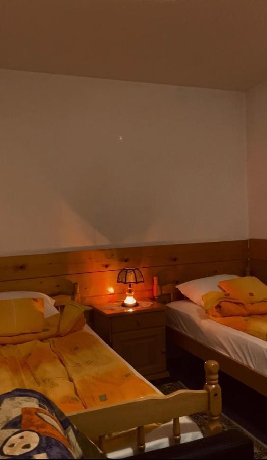 Bed And Breakfast Vila Lala Jahorina Kültér fotó